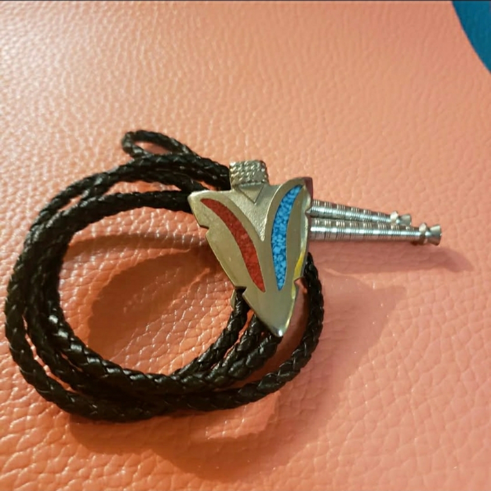 Bolo Tie with Red & Blue Stone Inlay – Tribal Western Style